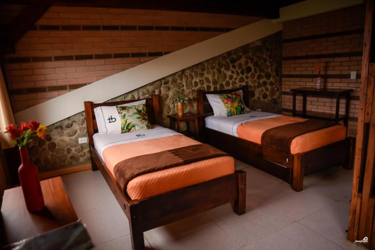 Ecohotel Bordones Isnos Exterior foto